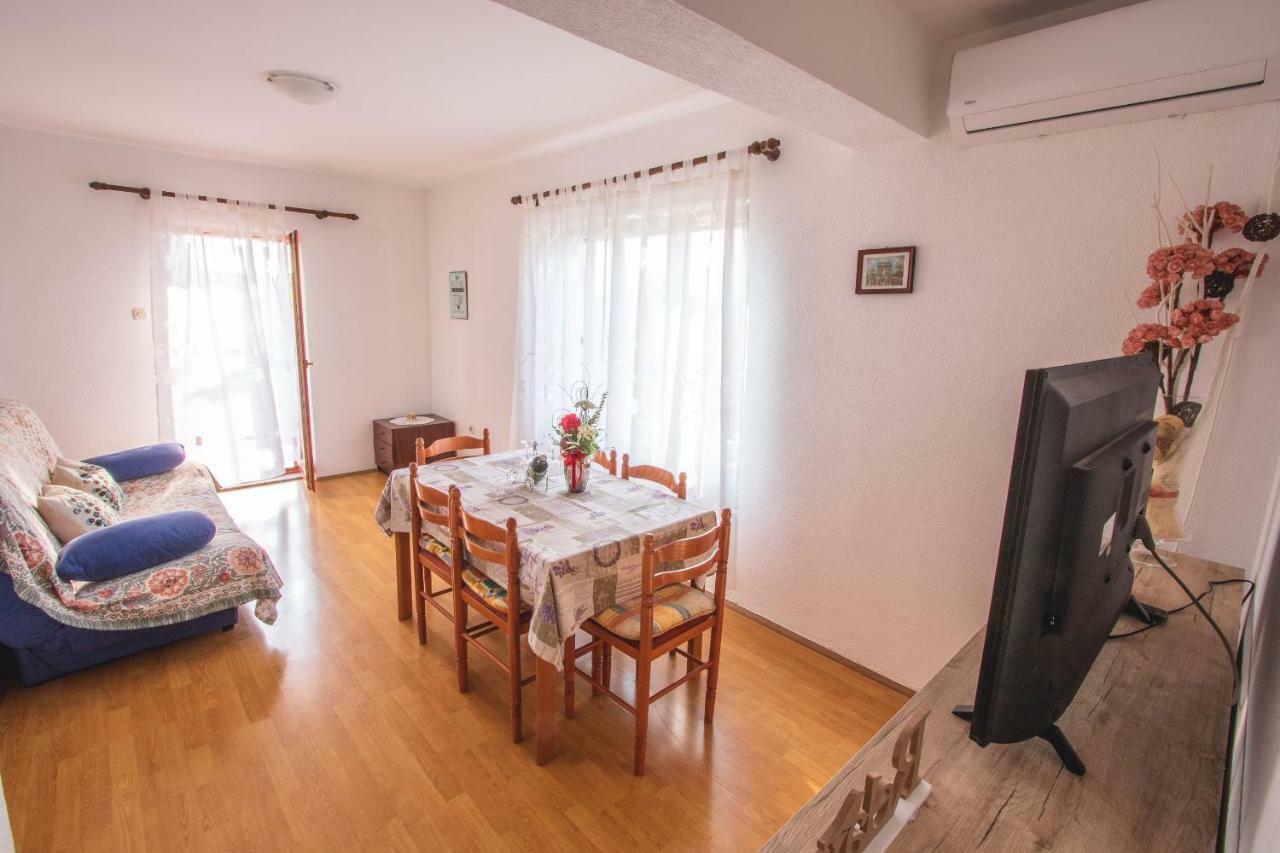 Kristian Apartments Rovinj Exterior photo